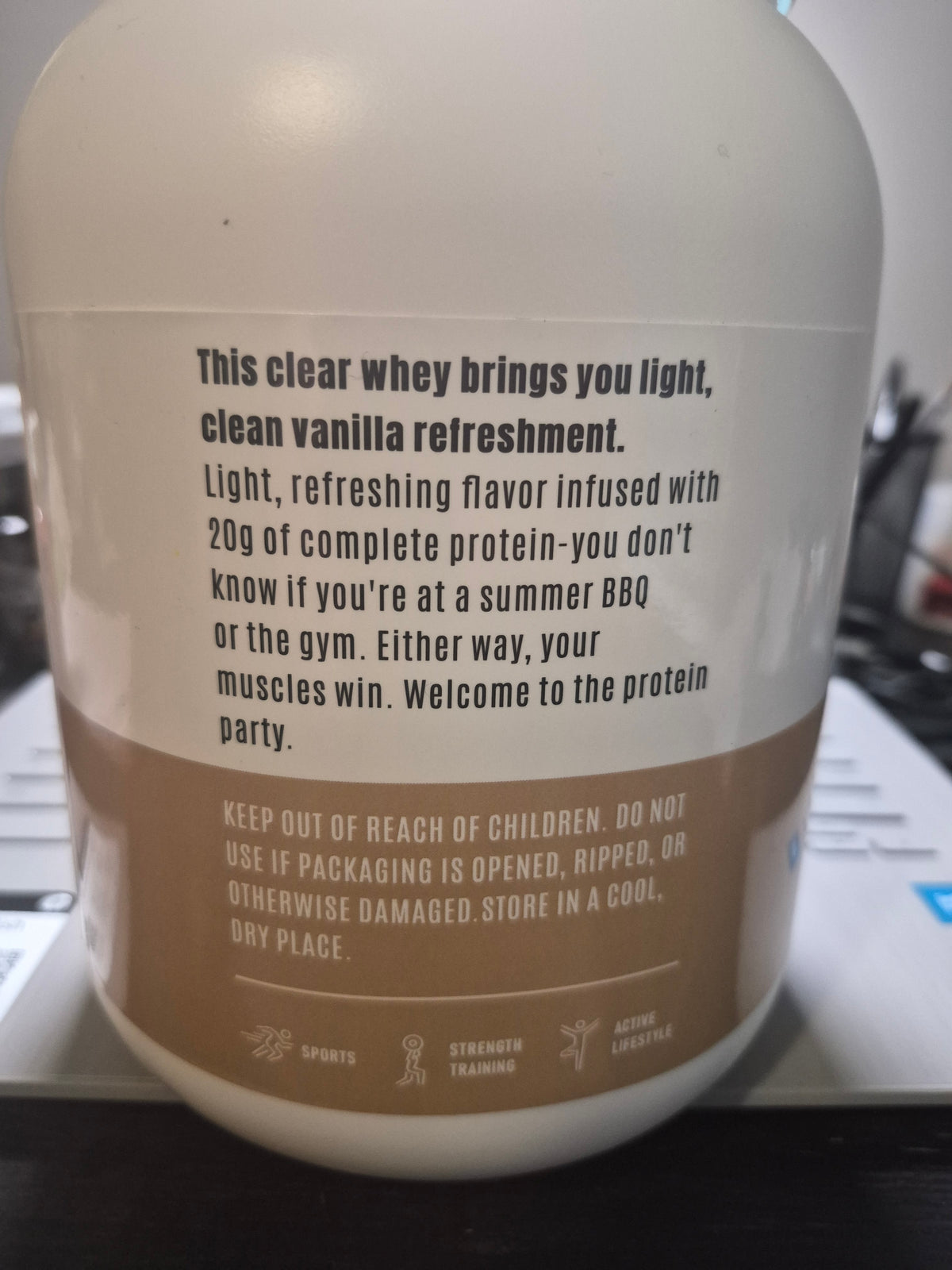 EVEREST Clear Protein back label - light clean vanilla refreshment